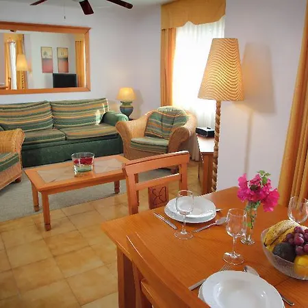 Hotel White Sands Country Club
